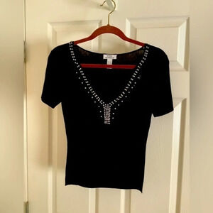 ALIZA MICHELLE~SEMI CROPPED BLACK BLOUSE~DEEP V~W FAUX DIAMONDS~SMALL